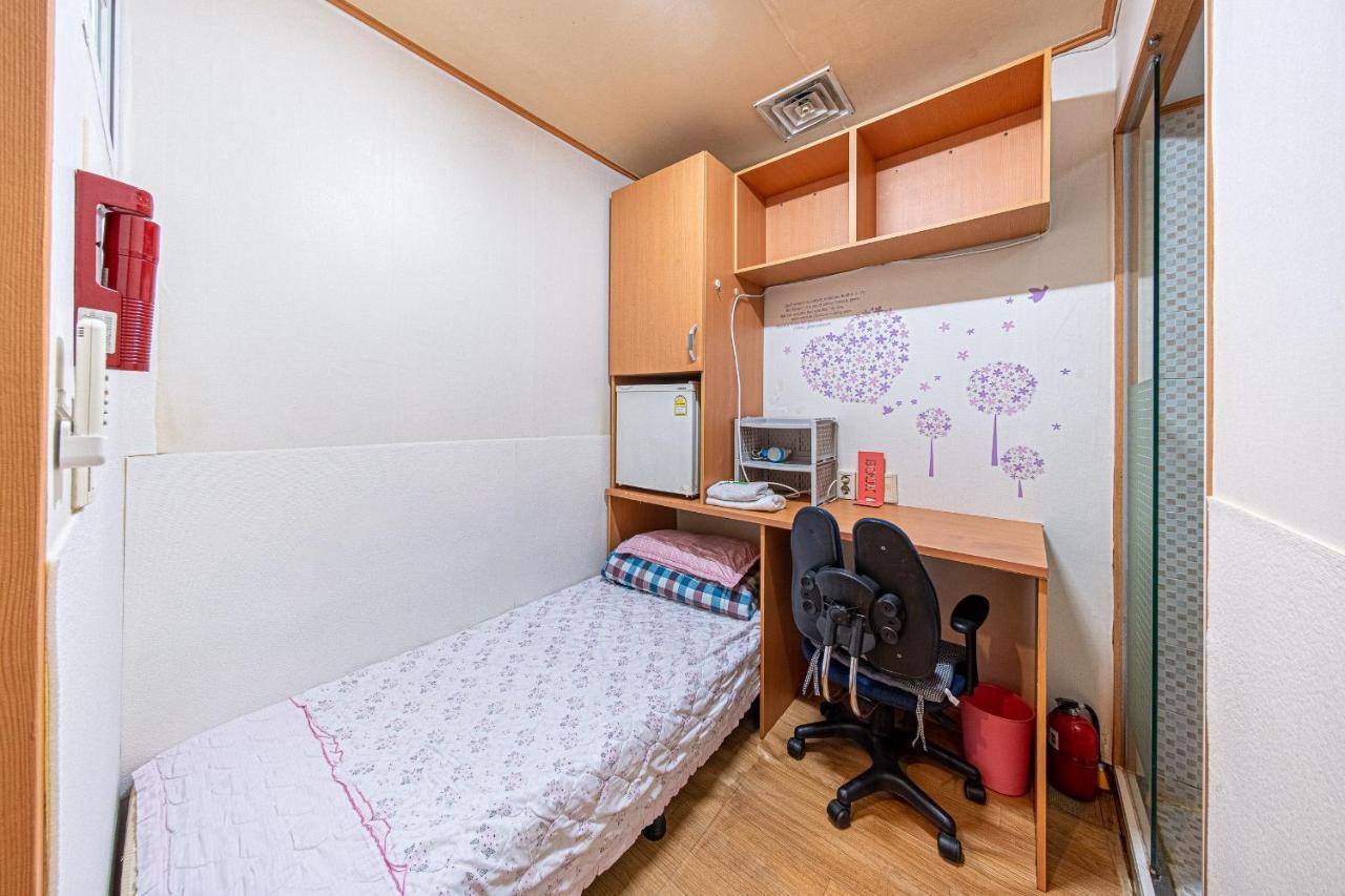 Asrama Dream Single House